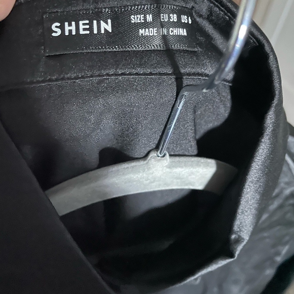 Satin blouse - Picture 4 of 4
